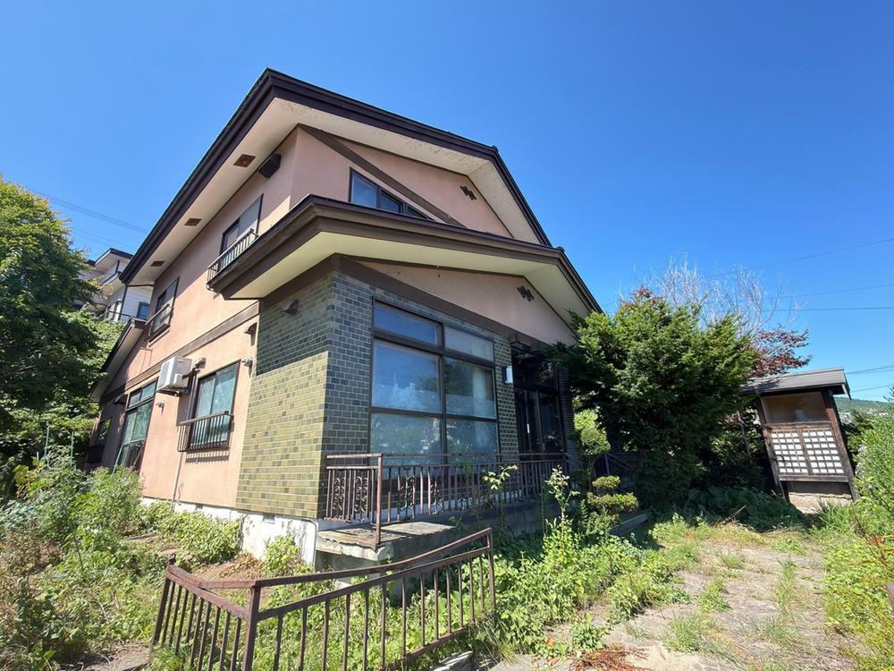 7LDK house in Otaru, Hokkaido - Photo 1