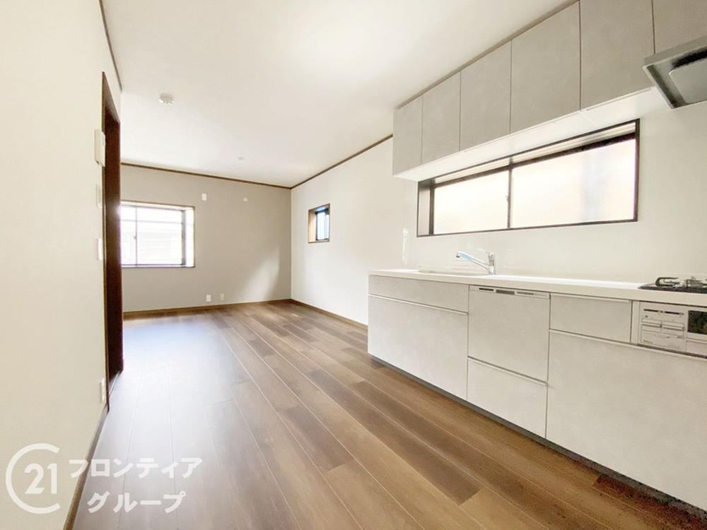 4LDK house in Naka Ward, Sakai, Osaka - Photo 1