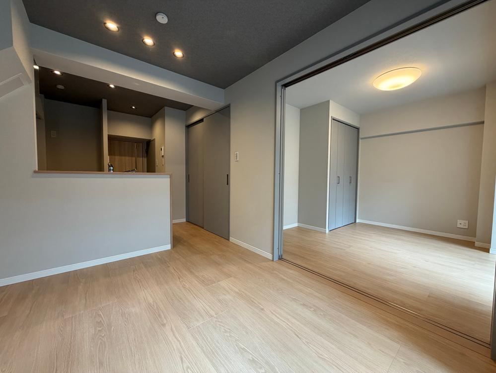 2LDK apartment in Bunkyo Ward, Tokyo - Photo 1