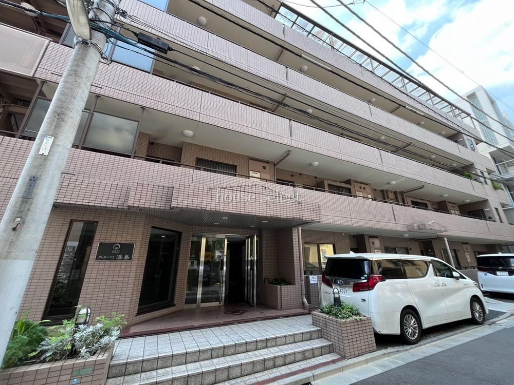 3LDK apartment in Bunkyo Ward, Tokyo - Photo 1