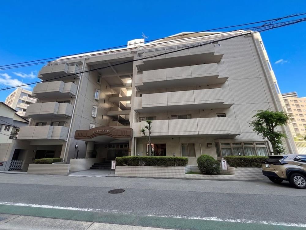 3LDK apartment in Takarazuka, Hyogo - Photo 1