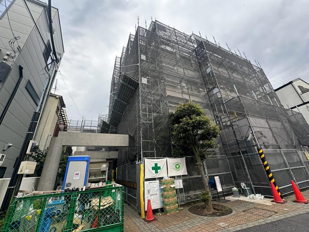 3LDK apartment in Katsushika Ward, Tokyo - Photo 1