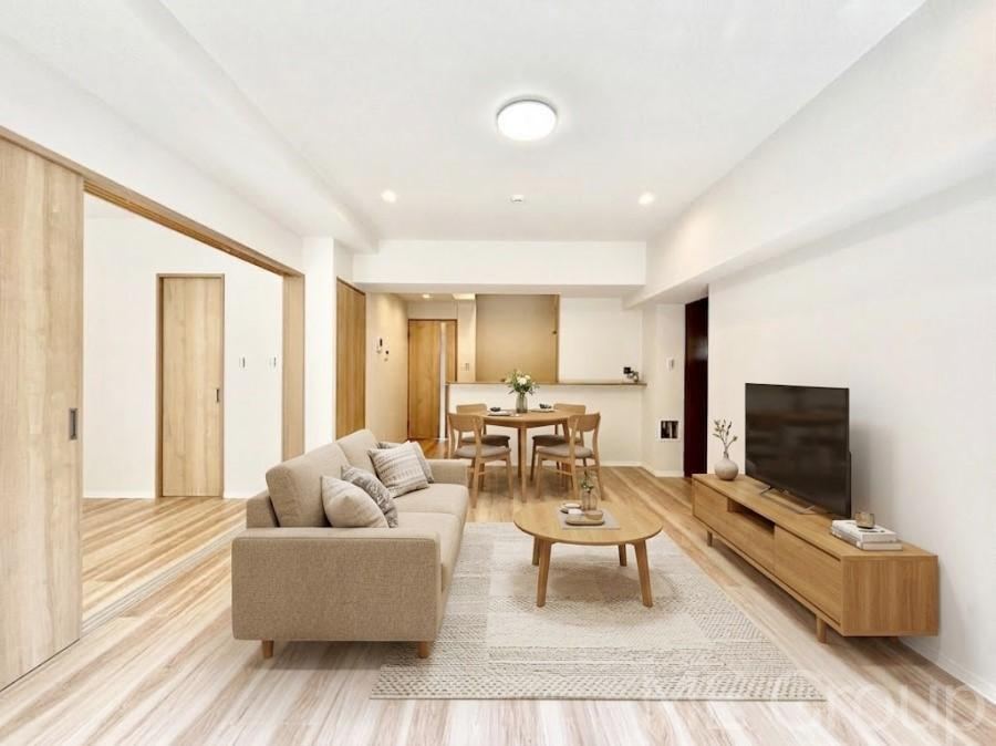 4LDK apartment in Funabashi, Chiba - Photo 1