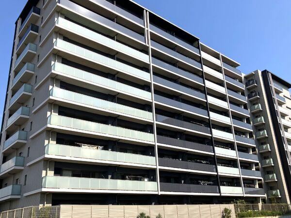 3LDK apartment in Minato Ward, Nagoya, Aichi - Photo 1