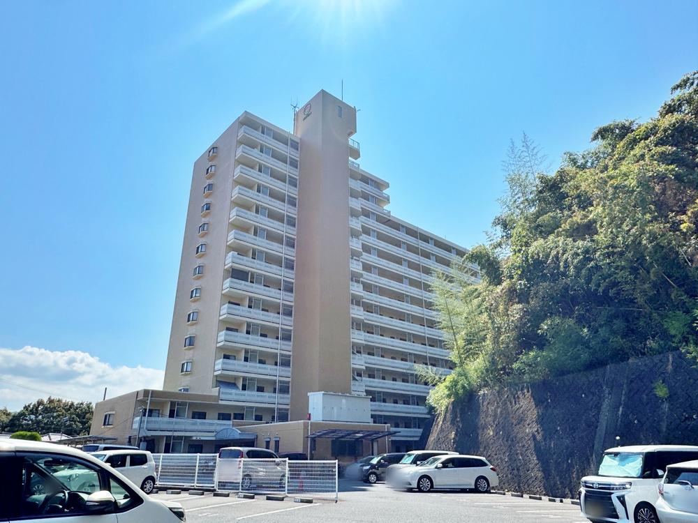 3LDK apartment in Higashi Ward, Hiroshima - Photo 1