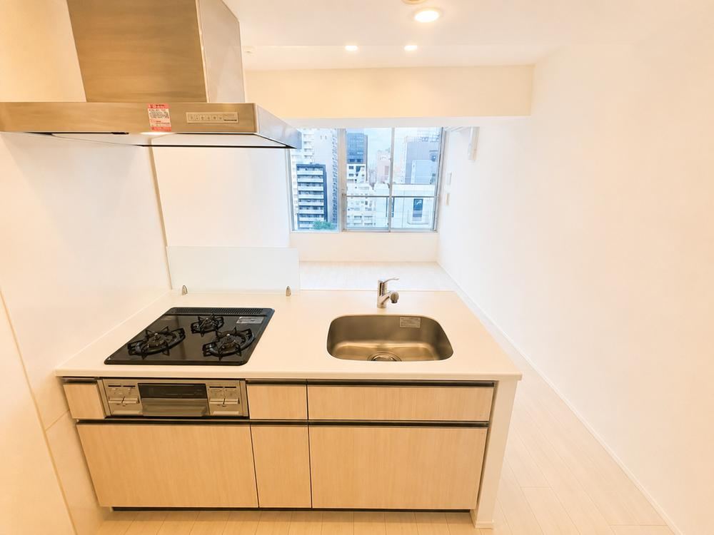 2LDK apartment in Sumida Ward, Tokyo - Photo 1