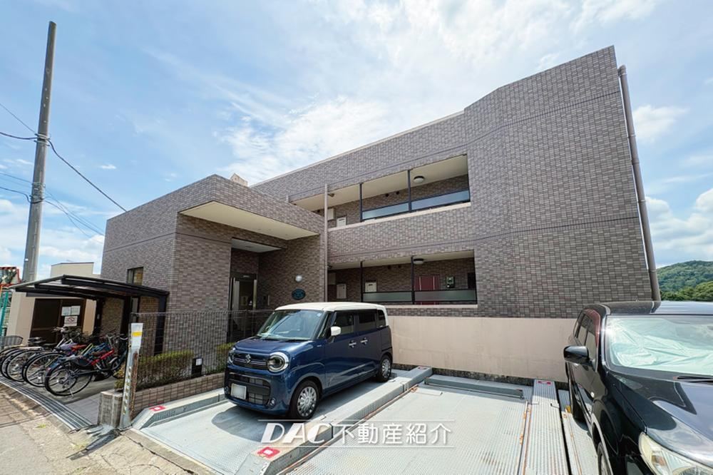 3LDK apartment in Ome, Tokyo - Photo 1