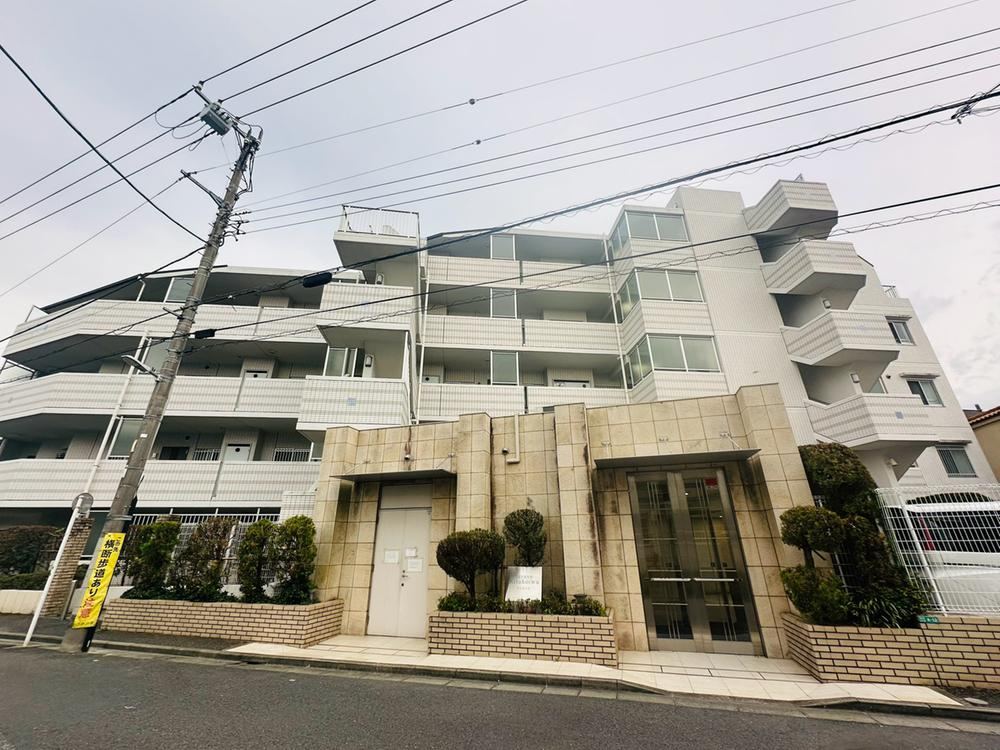 3LDK apartment in Edogawa Ward, Tokyo - Photo 1