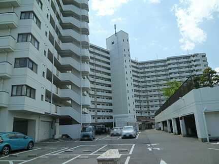 3LDK apartment in Naka Ward, Hiroshima - Photo 1