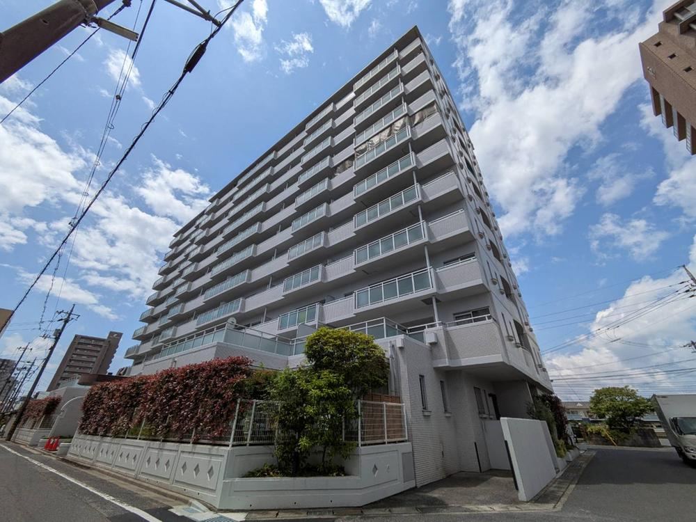 3LDK apartment in Kurashiki, Okayama - Photo 1
