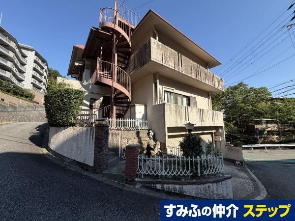 6LDK+S house in Ashiya, Hyogo - Photo 1