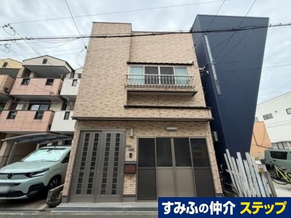 3LDK house in Konohana Ward, Osaka - Photo 1