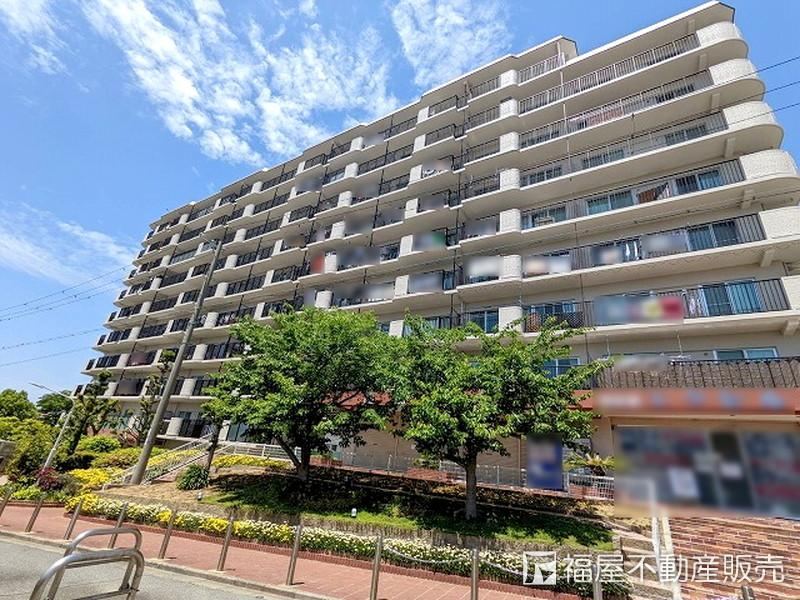 3LDK apartment in Nishi Ward, Kobe, Hyogo - Photo 1