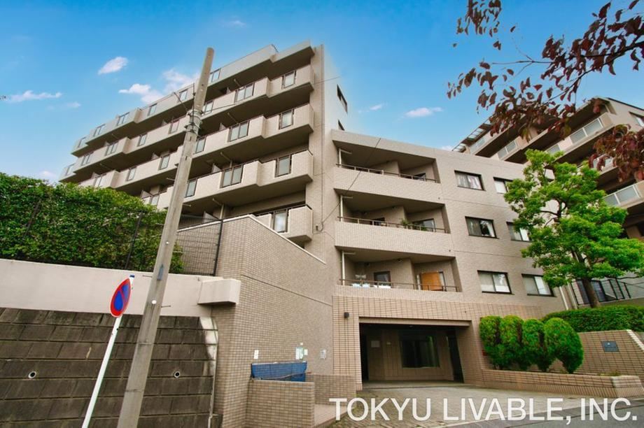 2LDK+S apartment in Aoba Ward, Yokohama, Kanagawa - Photo 1