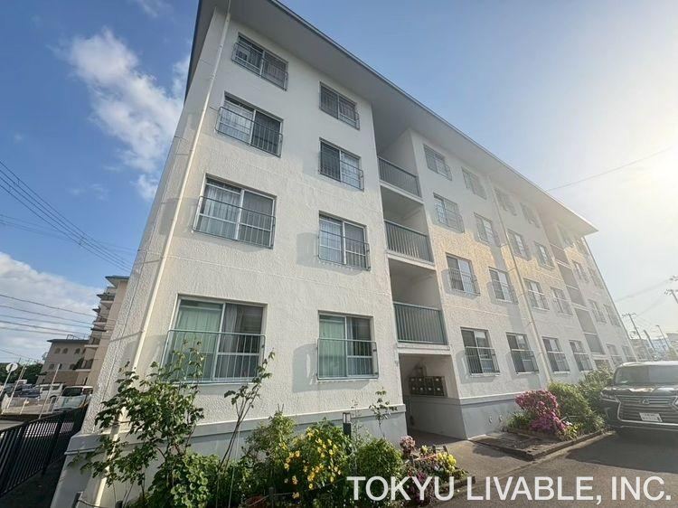 3DK apartment in Nishinomiya, Hyogo - Photo 1
