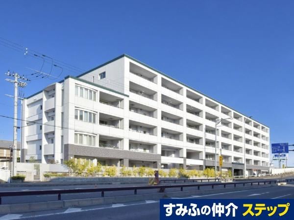 2LDK apartment in Kusatsu, Shiga - Photo 1