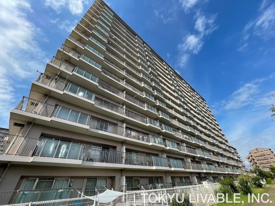 3LDK apartment in Nishi Ward, Kobe, Hyogo - Photo 1