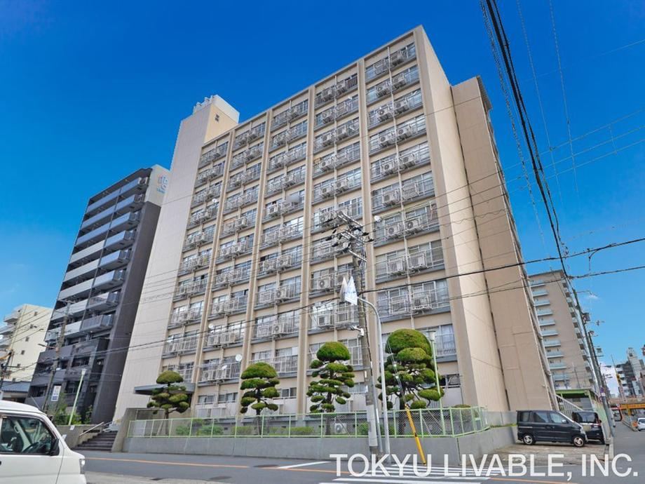 2LDK apartment in Joto Ward, Osaka - Photo 1