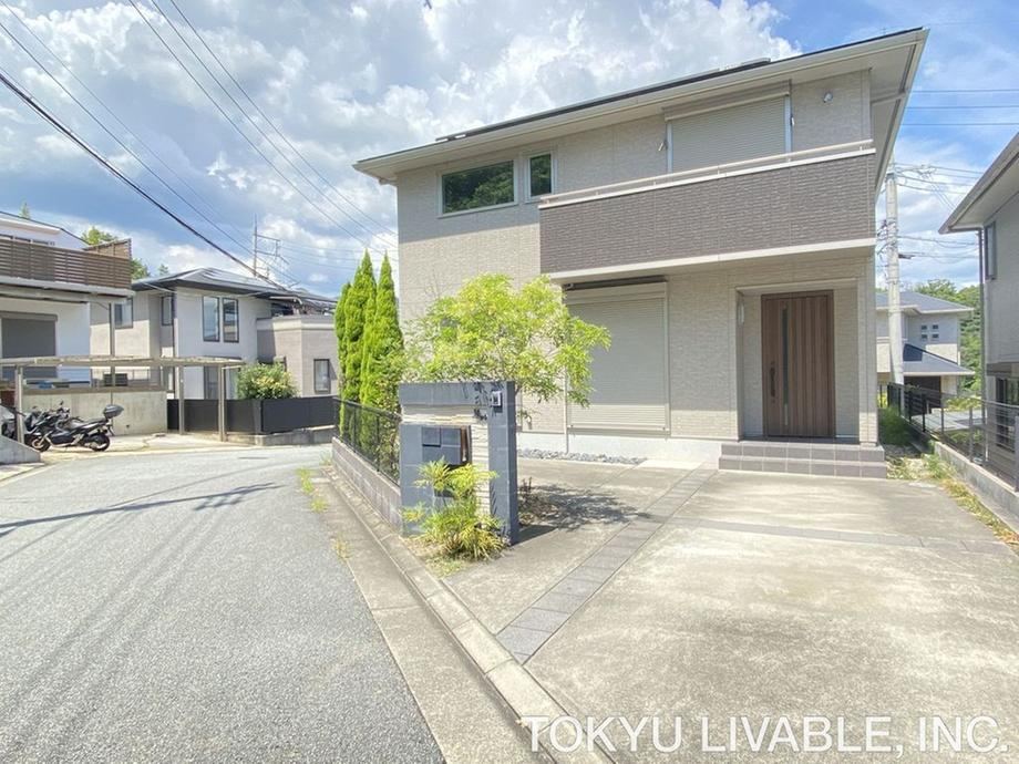 5LDK house in Takarazuka, Hyogo - Photo 1