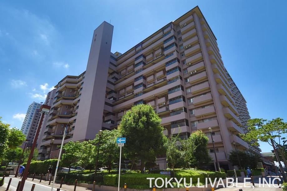 3LDK apartment in Abeno Ward, Osaka - Photo 1