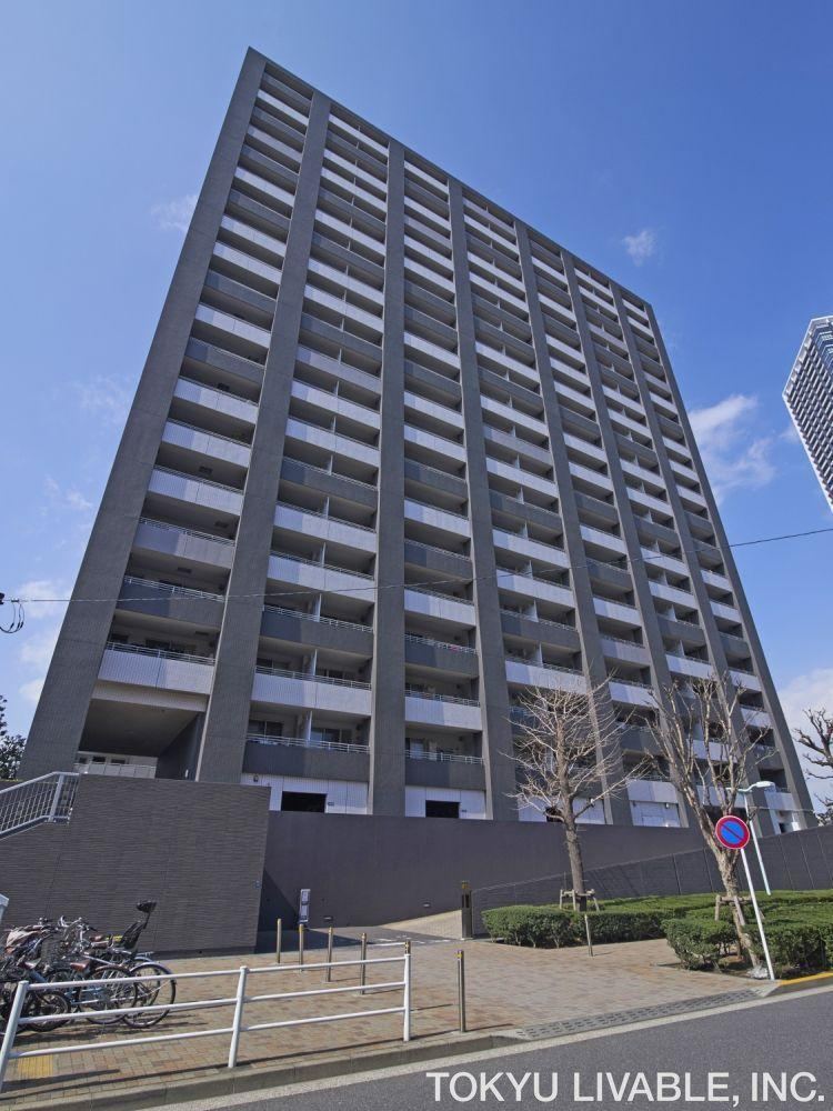 2LDK apartment in Chuo Ward, Tokyo - Photo 1