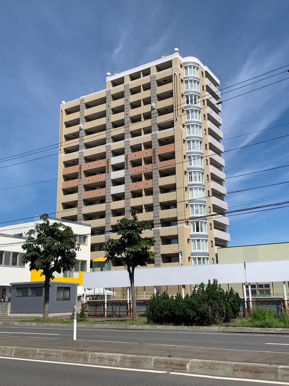 2LDK apartment in Higashi Ward, Sapporo, Hokkaido - Photo 1