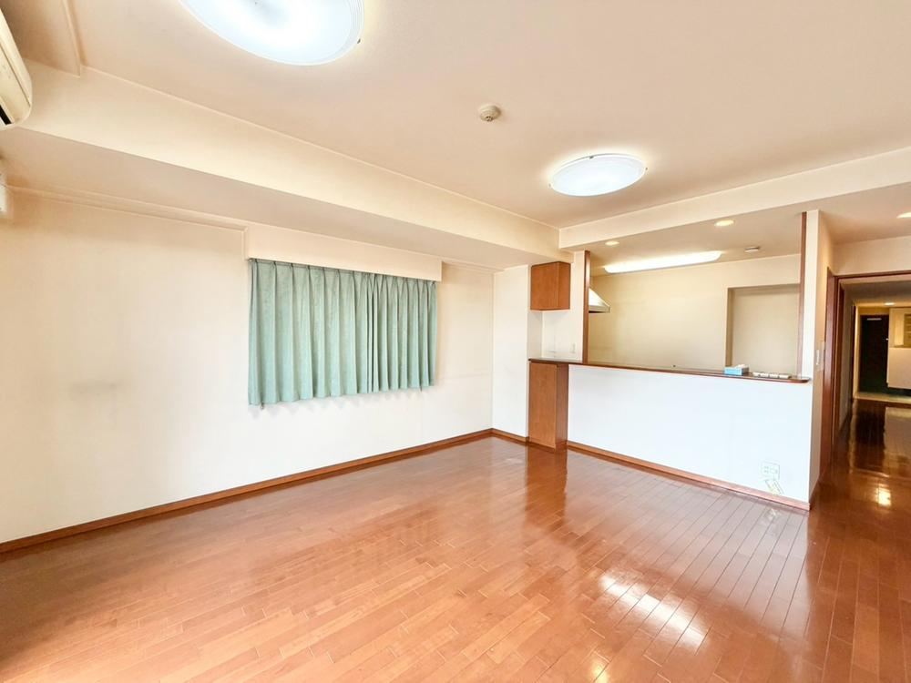 3LDK apartment in Takaishi, Osaka - Photo 1