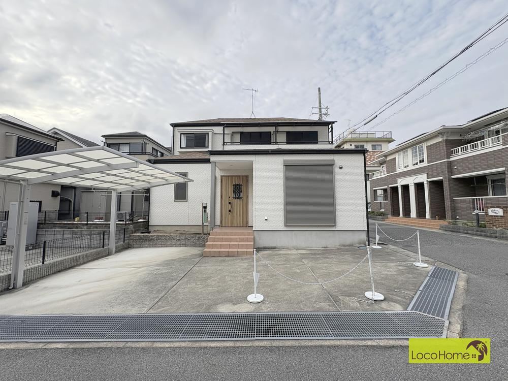 4LDK house in Tarumi Ward, Kobe, Hyogo - Photo 1