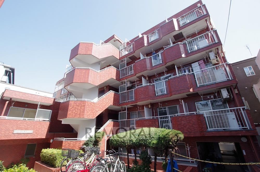 studio apartment in Setagaya Ward, Tokyo - Photo 1