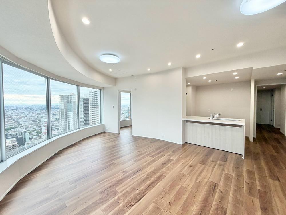 3LDK+S apartment in Nakahara Ward, Kawasaki, Kanagawa - Photo 1