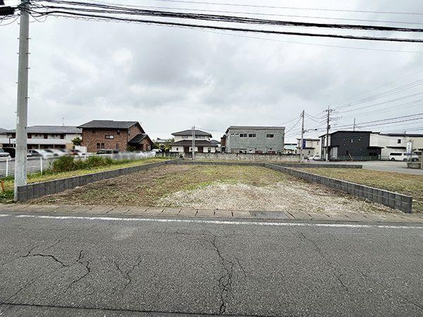 195 m² land in Takasaki, Gunma - Photo 1