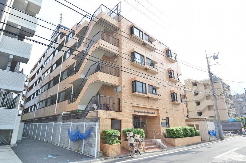 1LDK+S apartment in Nerima Ward, Tokyo - Photo 1