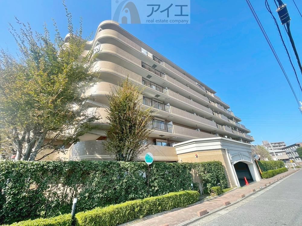 3LDK apartment in Wakaba Ward, Chiba - Photo 1