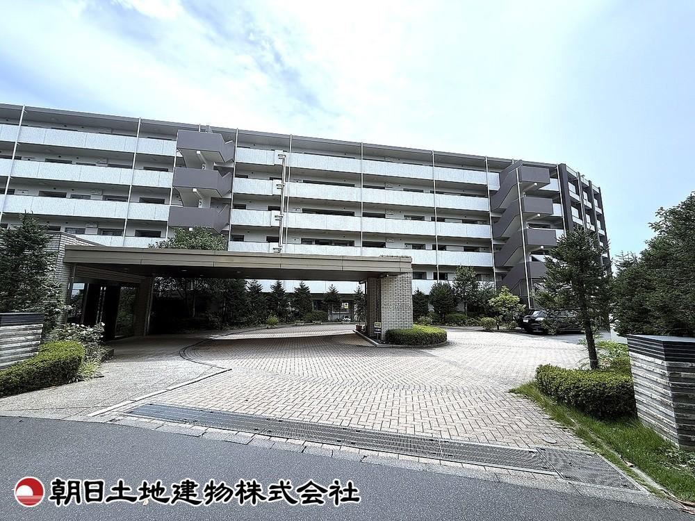 3LDK apartment in Hachioji, Tokyo - Photo 1