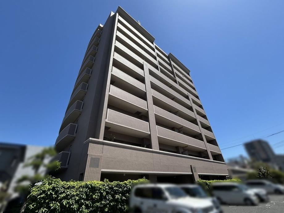 3LDK apartment in Kita Ward, Okayama - Photo 1