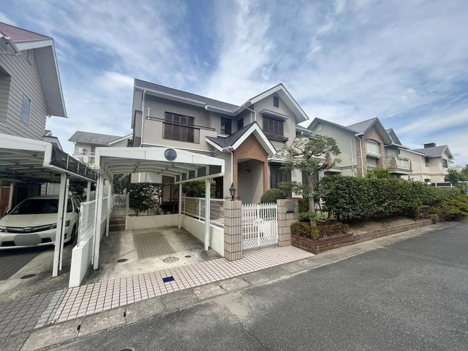 4LDK house in Nishi Ward, Fukuoka - Photo 1