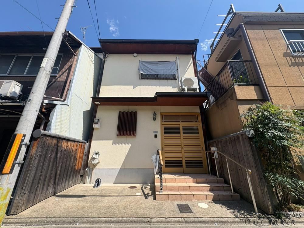 3DK house in Shimogyo Ward, Kyoto - Photo 1