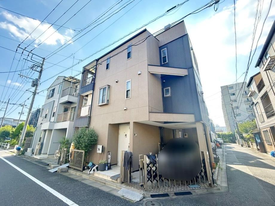 4LDK house in Itabashi Ward, Tokyo - Photo 1