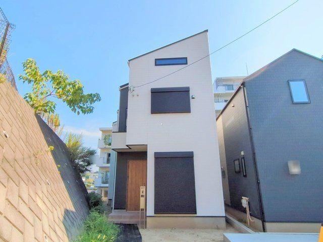 2LDK+S house in Konan Ward, Yokohama, Kanagawa - Photo 1