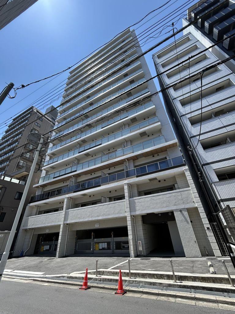 1DK apartment in Matsudo, Chiba - Photo 1
