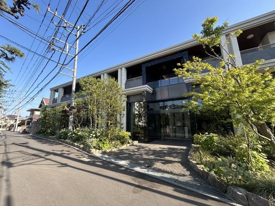 2LDK apartment in Chigasaki, Kanagawa - Photo 1