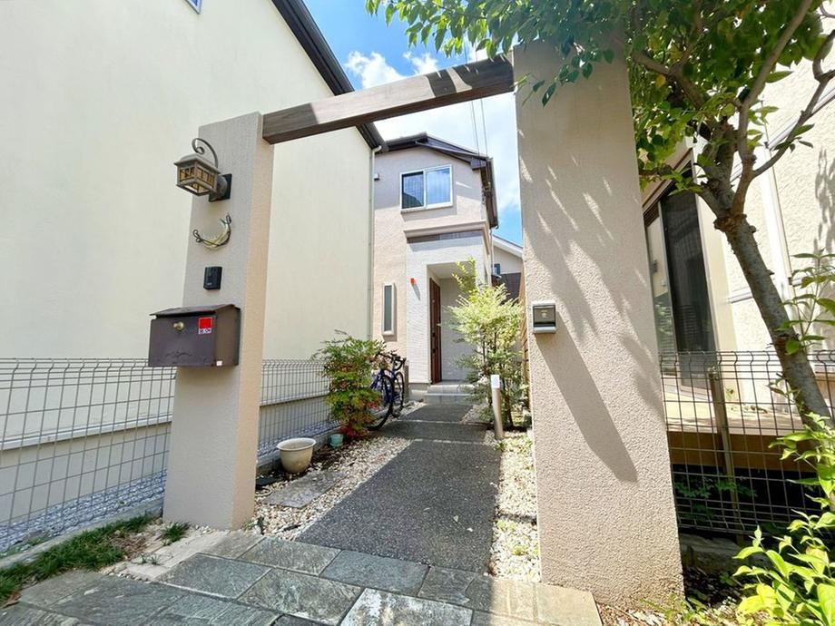3LDK+S house in Suginami Ward, Tokyo - Photo 1