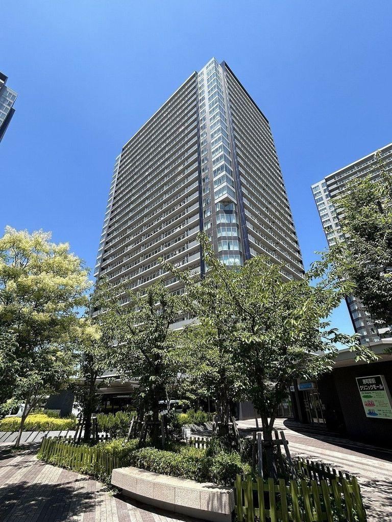 2LDK apartment in Kawasaki Ward, Kawasaki, Kanagawa - Photo 1
