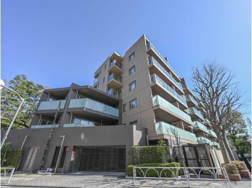 3LDK apartment in Setagaya Ward, Tokyo - Photo 1