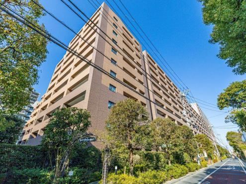 3LDK apartment in Edogawa Ward, Tokyo - Photo 1