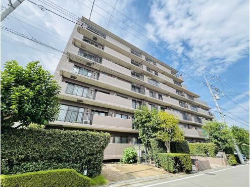 3LDK apartment in Tokorozawa, Saitama - Photo 1