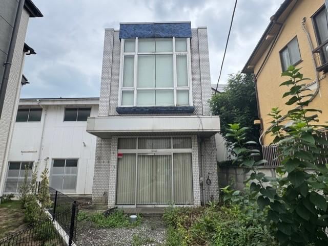 304 m² land in Suginami Ward, Tokyo - Photo 1