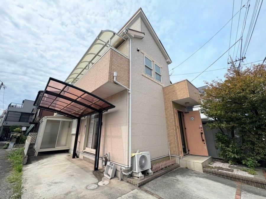 4LDK house in Higashimurayama, Tokyo - Photo 1