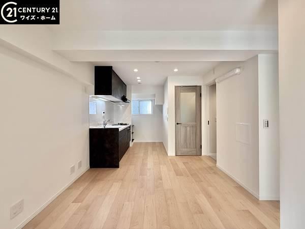 2LDK apartment in Ota Ward, Tokyo - Photo 1