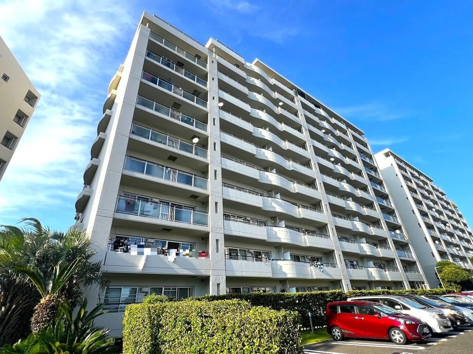 3LDK apartment in Urayasu, Chiba - Photo 1